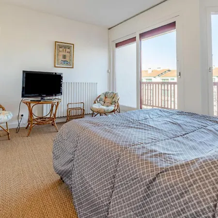 Apartment Port Nivelle By Interhome Saint-Jean-de-Luz