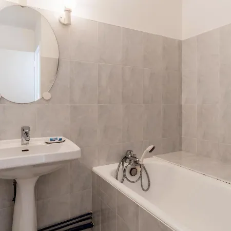 Apartment Port Nivelle By Interhome Saint-Jean-de-Luz